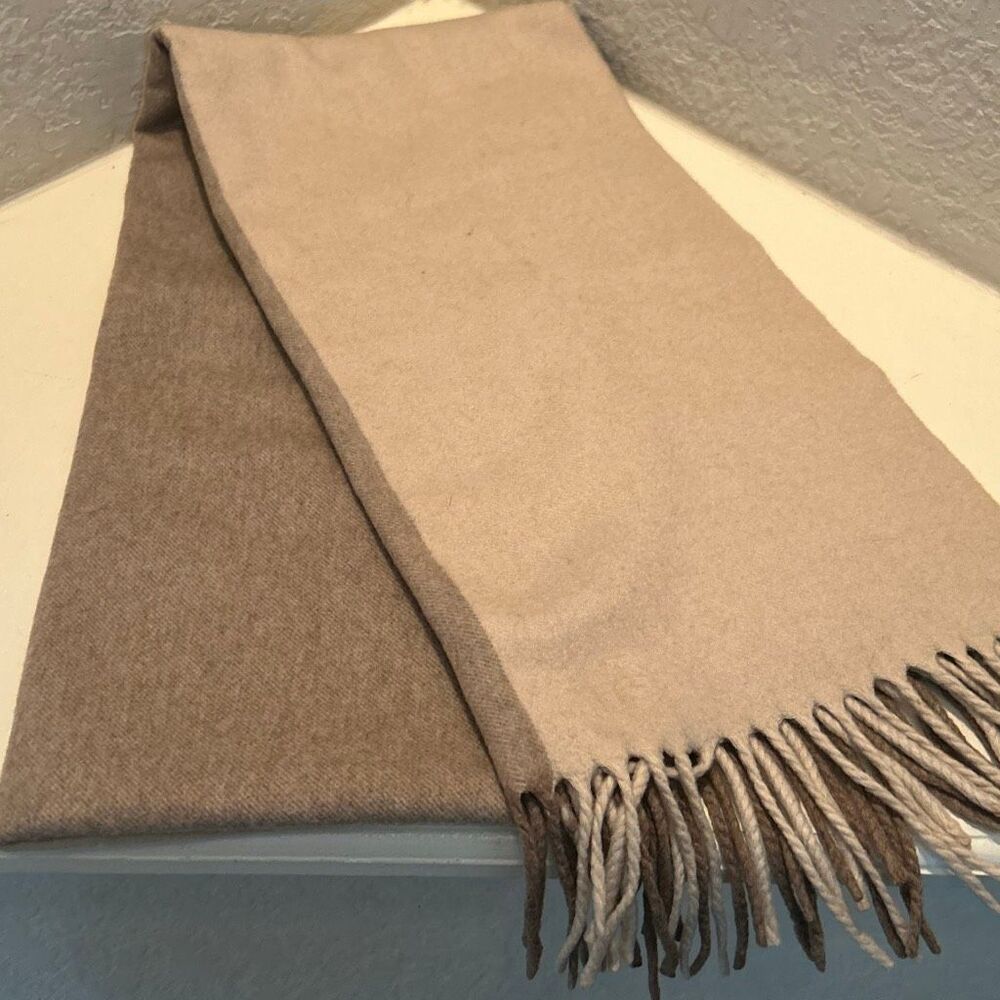Gianni Versace Cashmere Wool Winter Scarf Taupe Beige Two Tone Fringe Chic